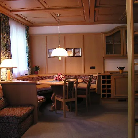 Haus Niklehen Bed & Breakfast