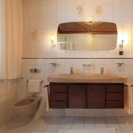 Haus Niklehen Bed and Breakfast