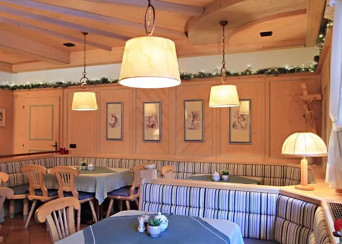 Haus Niklehen Bed & Breakfast 3*